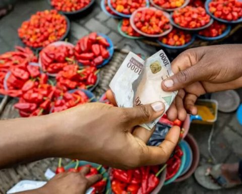 Inflation Crisis: Nigerians Lament As Food Prices Surge Deepens Ahead Of Festive Period