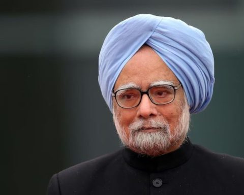 Ex Indian Prime Minister Manmohan Singh Dies At 92