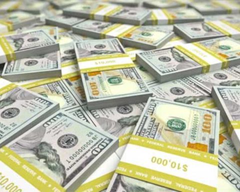 CBN Allows BDCs To Buy $25,000 Weekly For Holiday Forex Needs