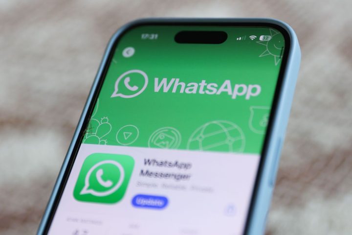 Iran Lifts Ban On WhatsApp After 2 Years