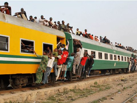 Christmas: Nigeria Govt Offers 15 Days Free Train Services To Travellers