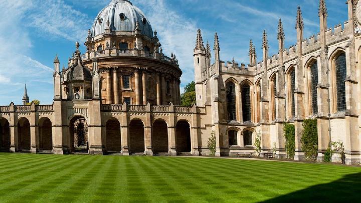 8 Best Universities In UK, Oxford, Cambridge Tops List