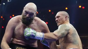 Fury gets it hot from Usyk during his last fight in december