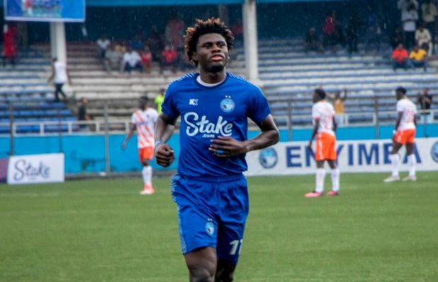 Molde of Norway bound Daniel Daga in action for Enyimba