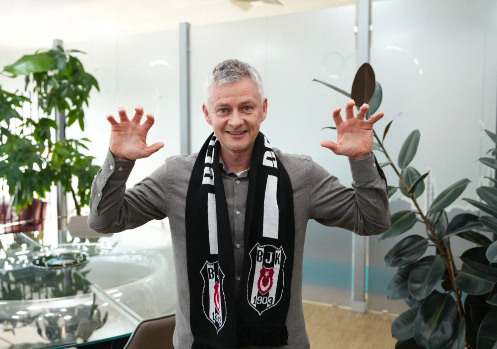 Ole Gunnar Solskjaer is Beksistas new coach