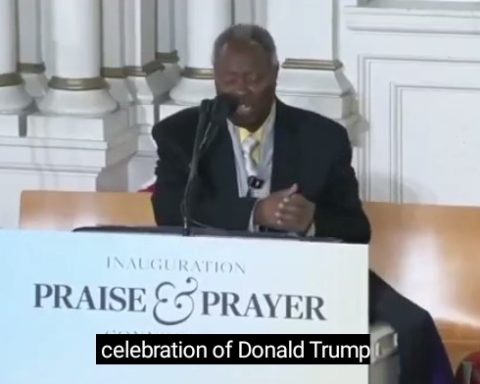 Pastor Kumuyi Prays At Trump's Inauguration