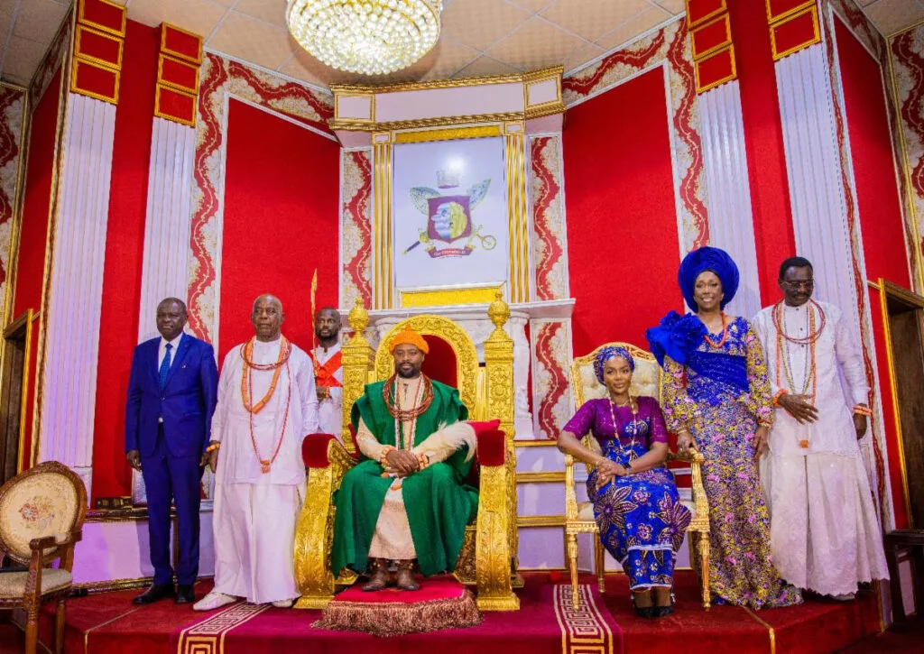 Their Majesties Ogiame Atuwatse III and Olori Atuwatse III Host Senator Fanny Moussokoura Chantal in a Landmark Visit to Warri Kingdom