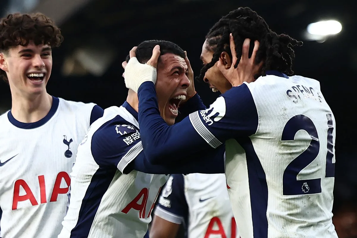 Spurs hammer Ipswich at Portman Road