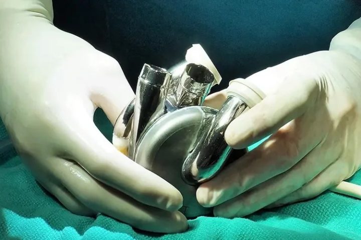 Artificial heart pump