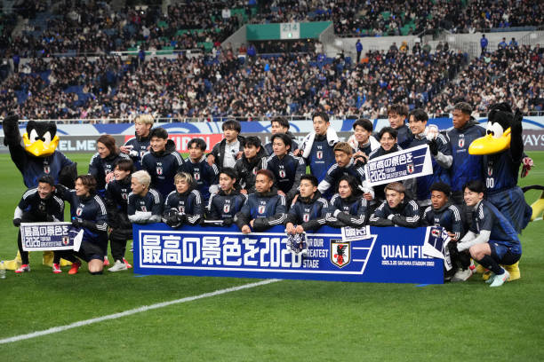 Japan celebrate world cup qualification